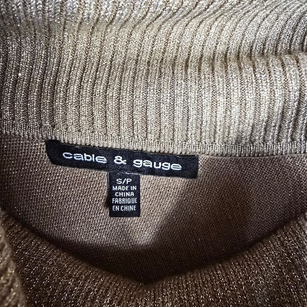Cable & Gauge Taupe Metallic Cowl Neck Sweater Size S - Picture 6 of 11